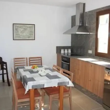 بيت للعطل Laendliche Mit Eigenem Schwimmbad By Interhome